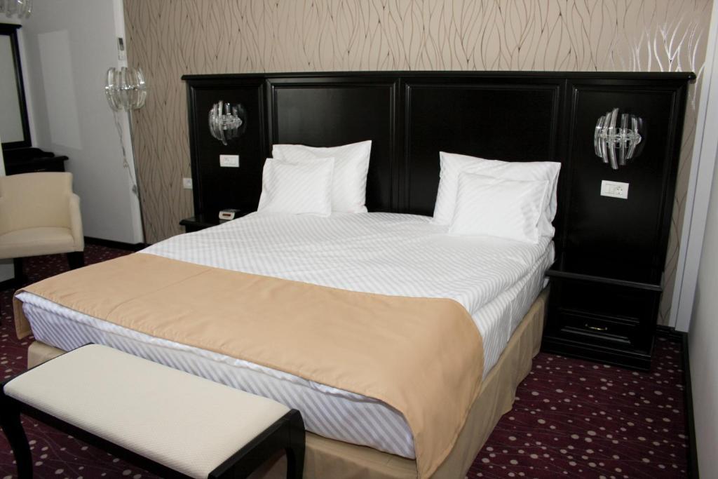 Hotel President Baile Felix Bilik gambar
