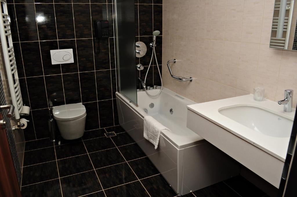 Hotel President Baile Felix Bilik gambar
