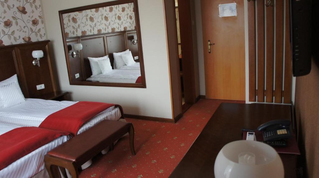 Hotel President Baile Felix Bilik gambar
