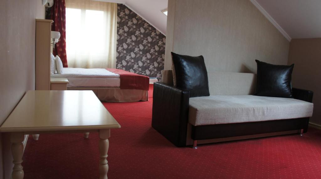 Hotel President Baile Felix Bilik gambar